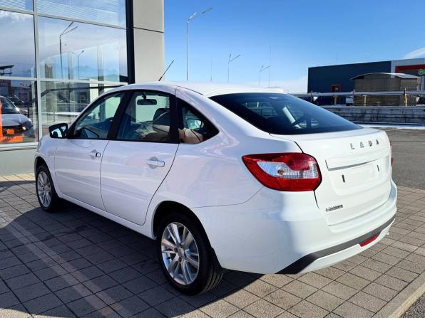Lada (ВАЗ) Granta I Рестайлинг с пробегом 2025 года, цена 1 210 000 рублей, 7 км, лифтбек, Автокод Объявления