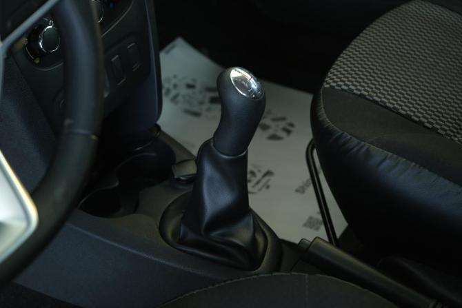 Renault Sandero II Рестайлинг с пробегом 2019 года, цена 1 419 000 рублей, 55000 км, хэтчбек, Автокод Объявления