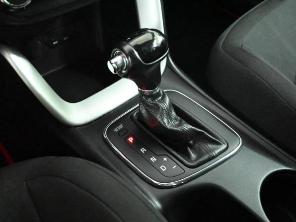 Kia Ceed II с пробегом 2015 года, цена 1 350 000 рублей, 151875 км, хэтчбек, Автокод Объявления