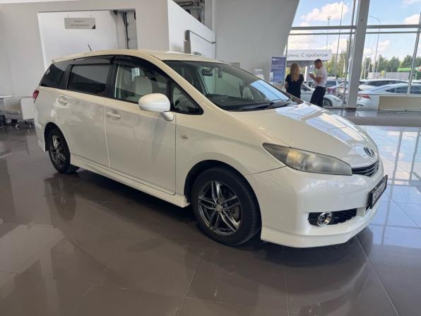 Toyota Wish II с пробегом 2010 года, цена 1 195 000 рублей, 95400 км, минивэн, Автокод Объявления