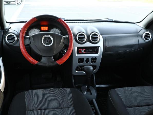 Renault Sandero I с пробегом 2013 года, цена 959 000 рублей, 102627 км, хэтчбек, Автокод Объявления