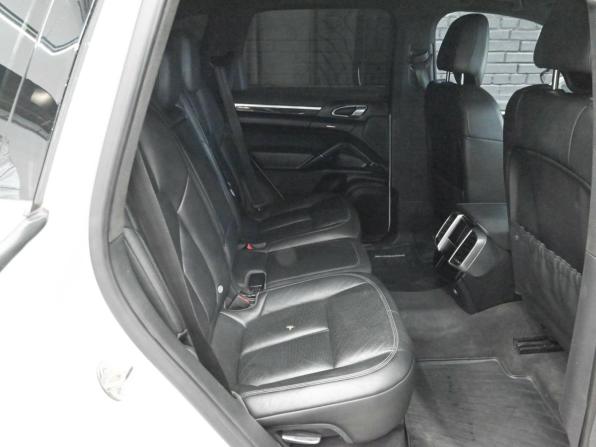Porsche Cayenne II Рестайлинг (958) с пробегом 2014 года, цена 2 920 000 рублей, 190781 км, внедорожник, Автокод Объявления