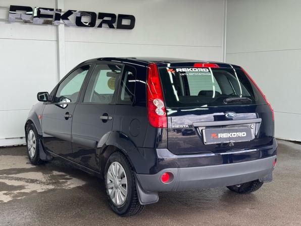 Ford Fiesta Mk5 с пробегом 2007 года, цена 370 000 рублей, 122000 км, хэтчбек, Автокод Объявления