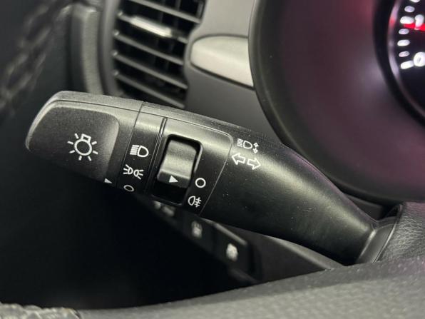 Kia Rio IV с пробегом 2018 года, цена 1 545 000 рублей, 43253 км, хэтчбек, Автокод Объявления