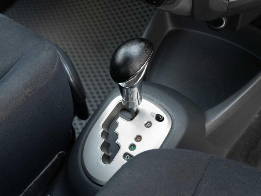 Toyota Vitz II (XP90) Новосибирск  - изображение 14