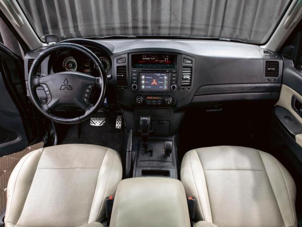 Mitsubishi Pajero IV Рестайлинг 1 с пробегом 2014 года, цена 1 765 000 рублей, 135000 км, внедорожник, Автокод Объявления