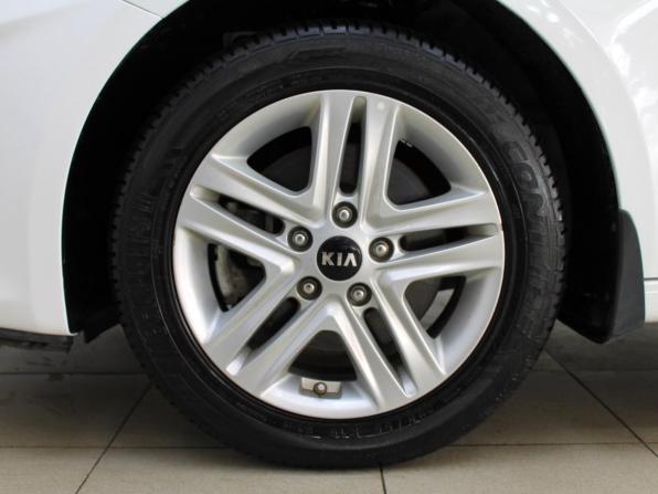 Kia Ceed III с пробегом 2018 года, цена 1 899 000 рублей, 101161 км, универсал, Автокод Объявления