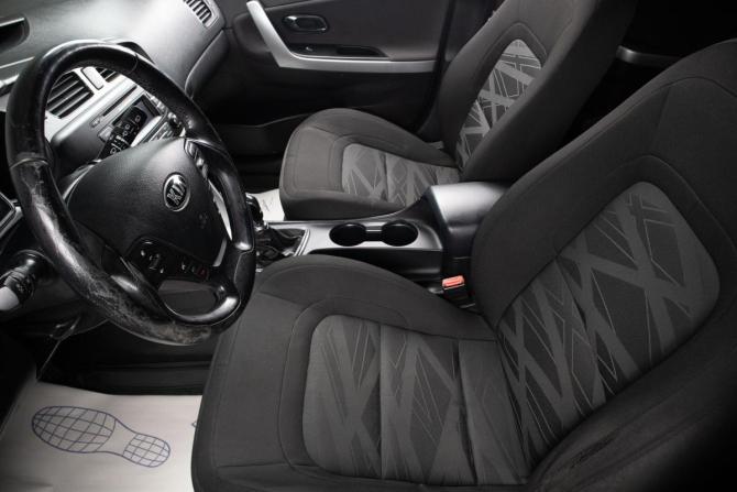 Kia Ceed II с пробегом 2015 года, цена 999 000 рублей, 115000 км, хэтчбек, Автокод Объявления