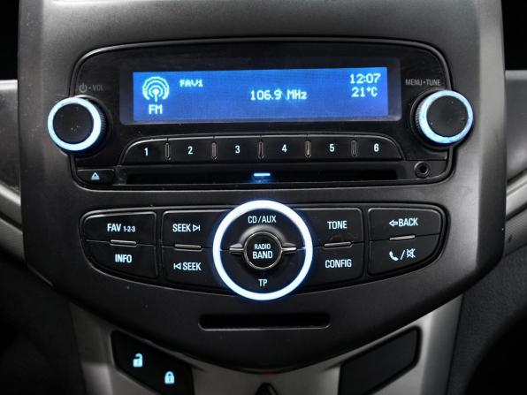 Chevrolet Aveo II с пробегом 2015 года, цена 595 000 рублей, 165000 км, седан, Автокод Объявления