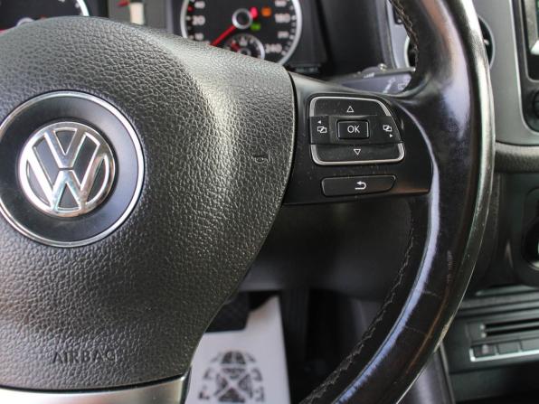 Volkswagen Tiguan I Рестайлинг с пробегом 2013 года, цена 979 300 рублей, 286633 км, внедорожник, Автокод Объявления