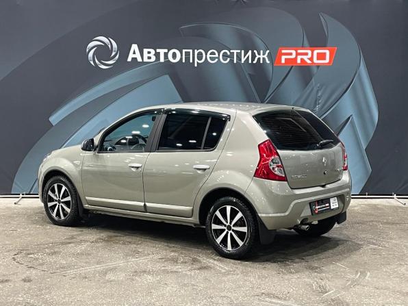 Renault Sandero I с пробегом 2011 года, цена 525 000 рублей, 200969 км, хэтчбек, Автокод Объявления