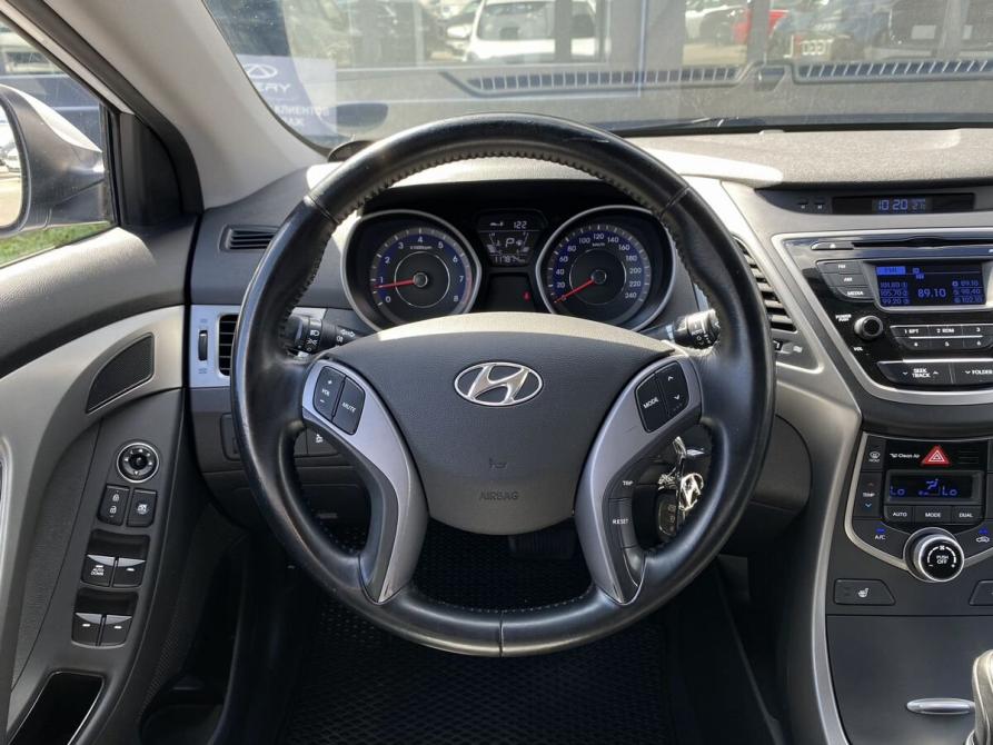 Hyundai Elantra V (MD) Рестайлинг Москва  - изображение 14