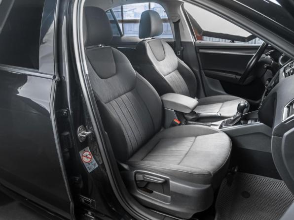 Skoda Octavia III (A7) Рестайлинг с пробегом 2020 года, цена 1 819 000 рублей, 103713 км, лифтбек, Автокод Объявления