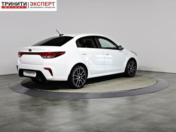 Kia Rio IV с пробегом 2018 года, цена 1 377 000 рублей, 151370 км, седан, Автокод Объявления