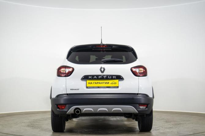 Renault Kaptur I с пробегом 2016 года, цена 1 589 000 рублей, 111484 км, внедорожник, Автокод Объявления