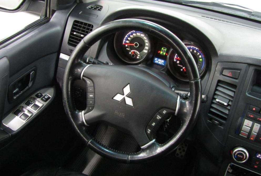 Mitsubishi Pajero IV Екатеринбург  - изображение 18