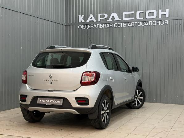 Renault Sandero II с пробегом 2016 года, цена 869 000 рублей, 146123 км, хэтчбек, Автокод Объявления