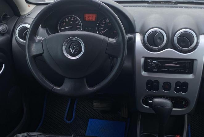 Renault Sandero I с пробегом 2014 года, цена 790 000 рублей, 105412 км, хэтчбек, Автокод Объявления