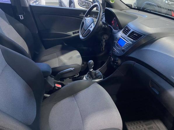 Hyundai Solaris I с пробегом 2011 года, цена 669 000 рублей, 98505 км, хэтчбек, Автокод Объявления