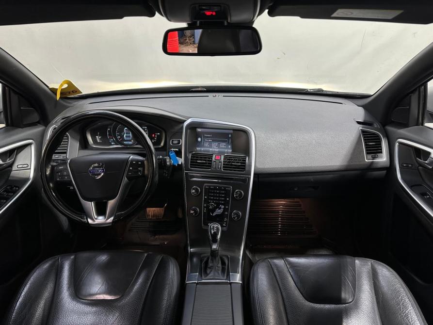 Volvo XC60 I Рестайлинг Санкт-Петербург  - изображение 8