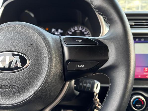 Kia Rio IV Рестайлинг с пробегом 2020 года, цена 1 885 000 рублей, 41412 км, хэтчбек, Автокод Объявления