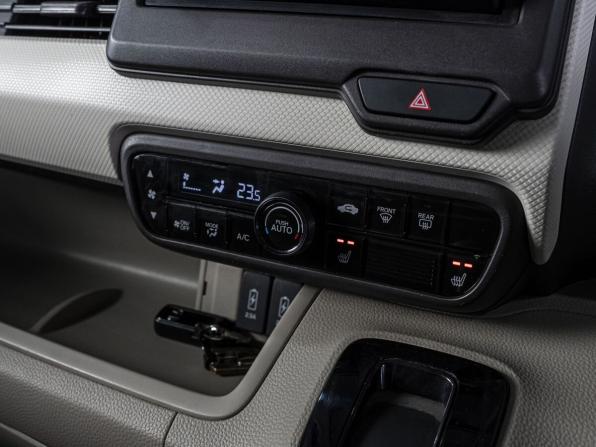 Honda N-BOX II с пробегом 2020 года, цена 924 000 рублей, 135712 км, микровэн, Автокод Объявления