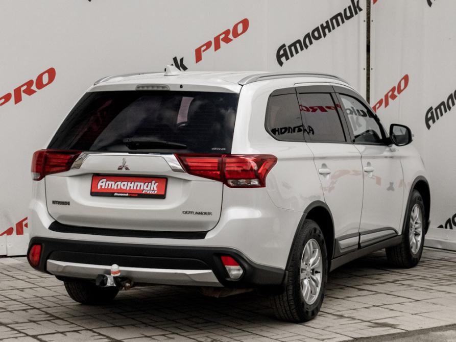 Mitsubishi Outlander III Рестайлинг 2 Екатеринбург  - изображение 7