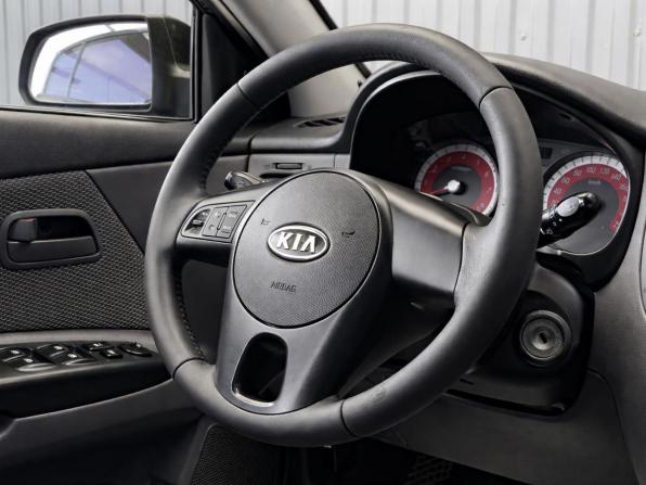 Kia Rio II Рестайлинг с пробегом 2011 года, цена 597 000 рублей, 215000 км, хэтчбек, Автокод Объявления