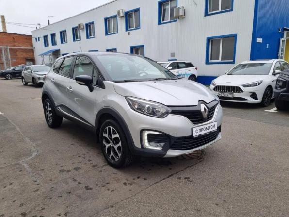 Renault Kaptur I с пробегом 2017 года, цена 990 000 рублей, 193766 км, внедорожник, Автокод Объявления