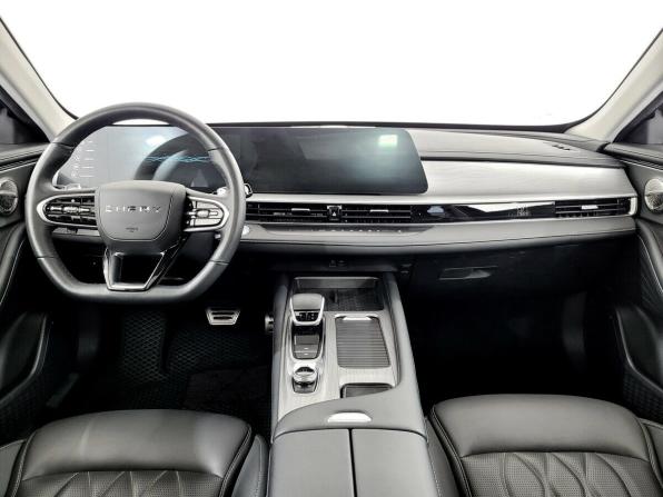 Chery Arrizo 8 с пробегом 2023 года, цена 2 170 000 рублей, 18573 км, седан, Автокод Объявления
