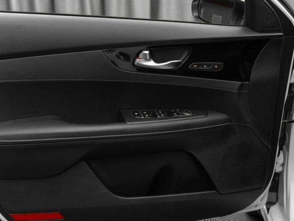 Kia Cerato IV с пробегом 2018 года, цена 1 990 000 рублей, 100394 км, седан, Автокод Объявления