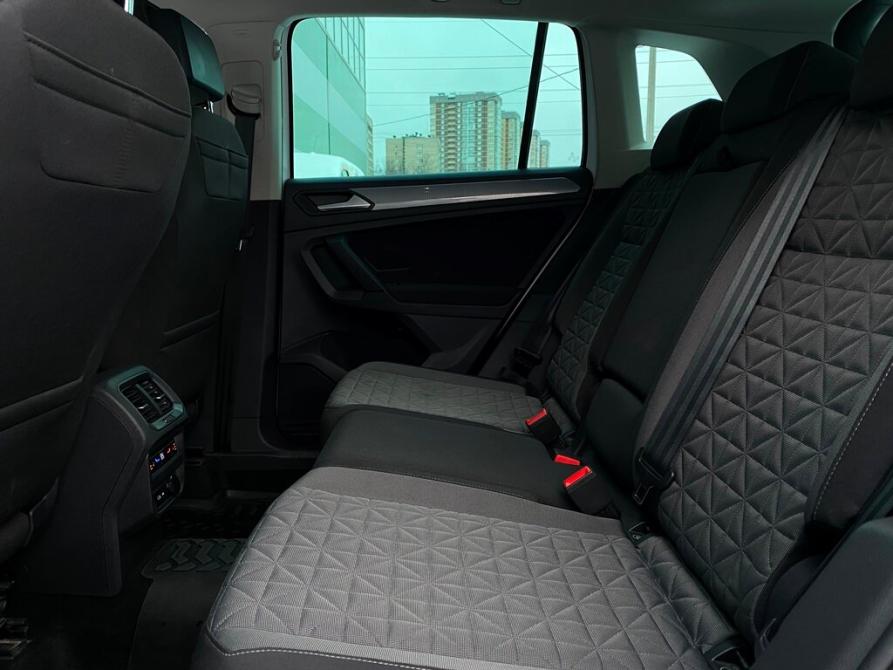 Volkswagen Tiguan II Рестайлинг Санкт-Петербург  - изображение 11