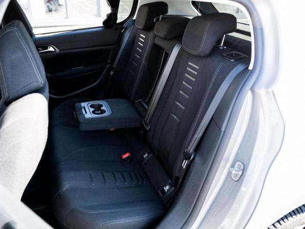 Peugeot 308 II с пробегом 2014 года, цена 1 020 000 рублей, 183357 км, хэтчбек, Автокод Объявления