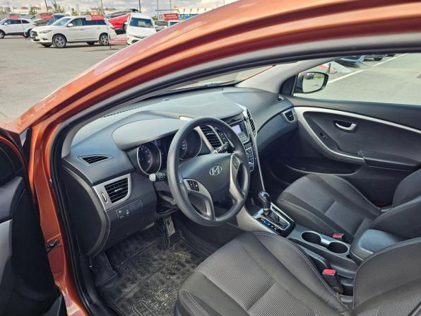 Hyundai i30 II Рестайлинг с пробегом 2015 года, цена 1 299 995 рублей, 90500 км, хэтчбек, Автокод Объявления