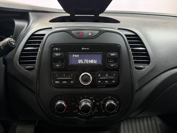 Renault Kaptur I с пробегом 2017 года, цена 1 260 000 рублей, 154077 км, внедорожник, Автокод Объявления