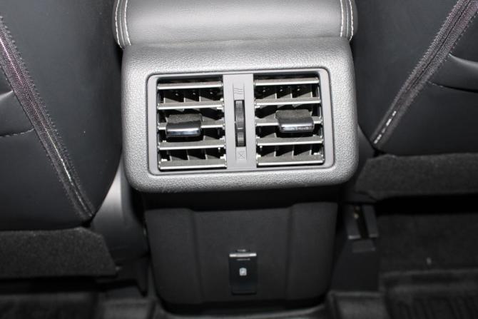 Mitsubishi Outlander III Рестайлинг 3 с пробегом 2022 года, цена 3 700 000 рублей, 305 км, внедорожник, Автокод Объявления