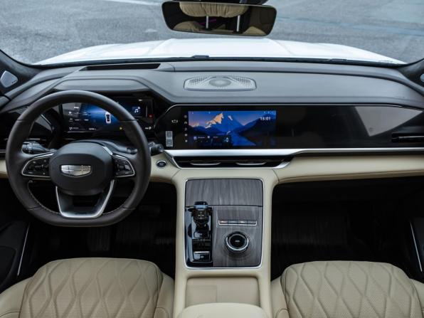 Geely Monjaro I Рестайлинг (China Market) с пробегом 2024 года, цена 3 848 000 рублей, 32750 км, внедорожник, Автокод Объявления