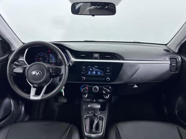 Kia Rio IV Рестайлинг с пробегом 2020 года, цена 799 000 рублей, 130593 км, седан, Автокод Объявления