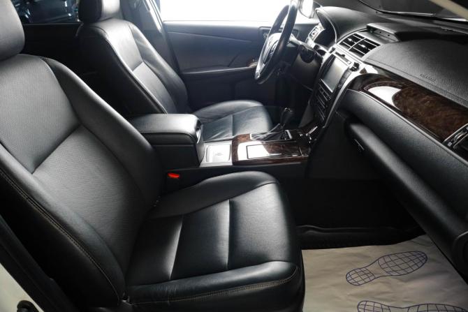 Toyota Camry VII (XV50) Рестайлинг 2 с пробегом 2017 года, цена 2 419 000 рублей, 156000 км, седан, Автокод Объявления