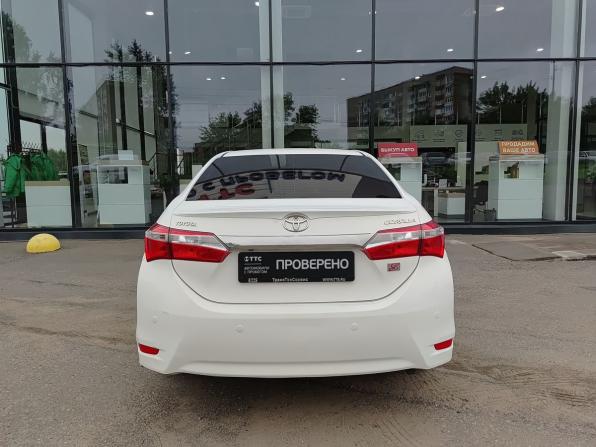 Toyota Corolla XI (E160 E170 E180) с пробегом 2013 года, цена 1 009 000 рублей, 193000 км, седан, Автокод Объявления