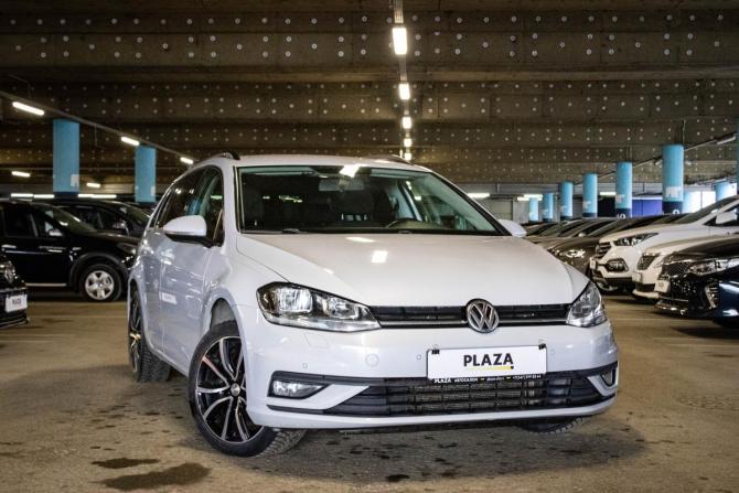 Volkswagen Golf VII Рестайлинг с пробегом 2017 года, цена 1 379 000 рублей, 185358 км, универсал, Автокод Объявления