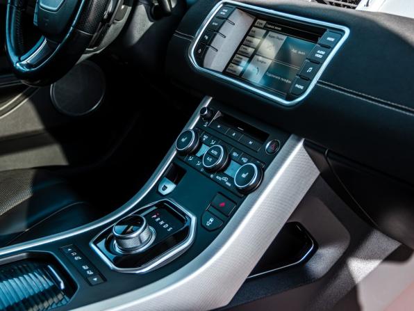 Land Rover Range Rover Evoque I с пробегом 2015 года, цена 2 090 000 рублей, 191925 км, внедорожник, Автокод Объявления
