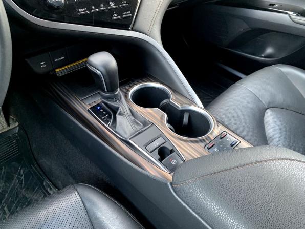 Toyota Camry VIII (XV70) с пробегом 2018 года, цена 2 760 000 рублей, 114523 км, седан, Автокод Объявления