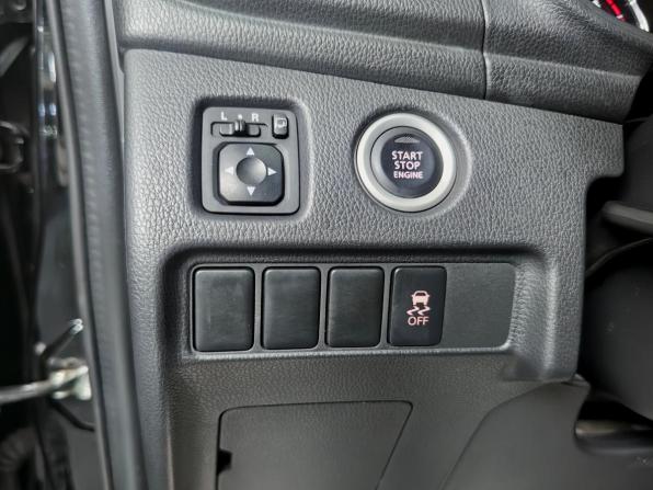 Mitsubishi Pajero Sport III с пробегом 2017 года, цена 2 333 000 рублей, 240805 км, внедорожник, Автокод Объявления