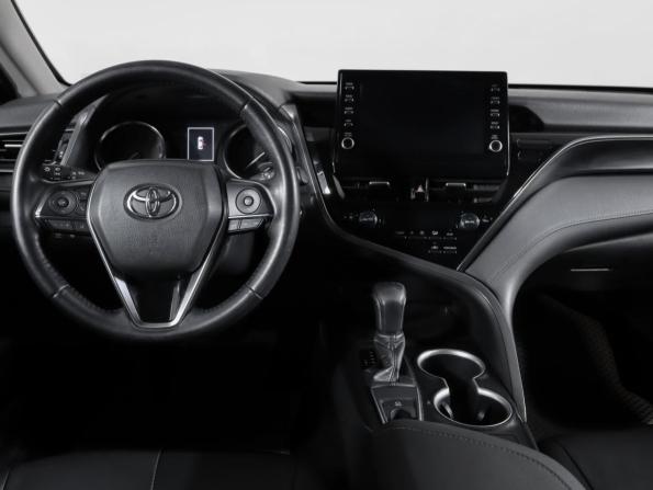 Toyota Camry VIII (XV70) Рестайлинг с пробегом 2021 года, цена 2 550 000 рублей, 89265 км, седан, Автокод Объявления
