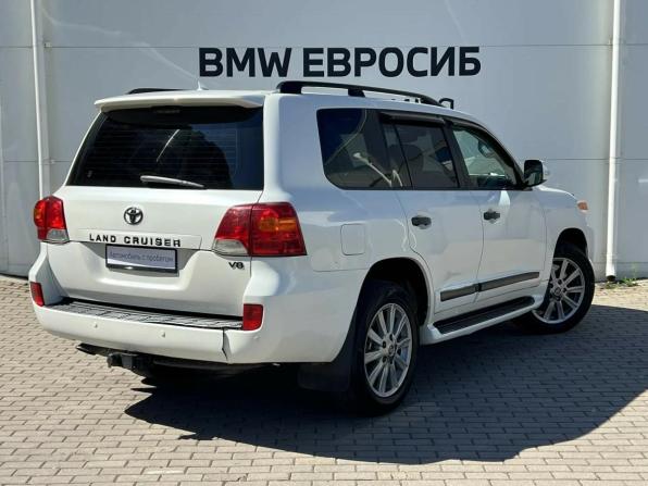 Toyota Land Cruiser 200 Series Рестайлинг 1 с пробегом 2013 года, цена 2 985 000 рублей, 240705 км, внедорожник, Автокод Объявления