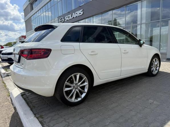 Audi A3 III (8V) с пробегом 2015 года, цена 1 248 000 рублей, 210001 км, хэтчбек, Автокод Объявления