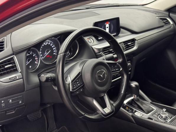 Mazda 6 III (GJ) Рестайлинг с пробегом 2017 года, цена 1 979 000 рублей, 74953 км, седан, Автокод Объявления