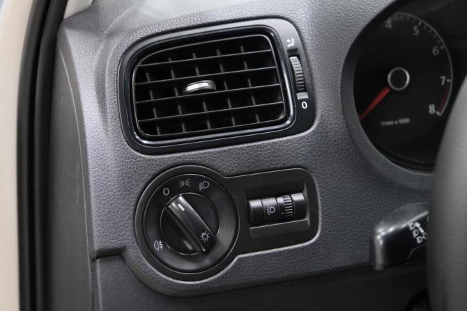 Volkswagen Polo V с пробегом 2012 года, цена 749 000 рублей, 248000 км, седан, Автокод Объявления