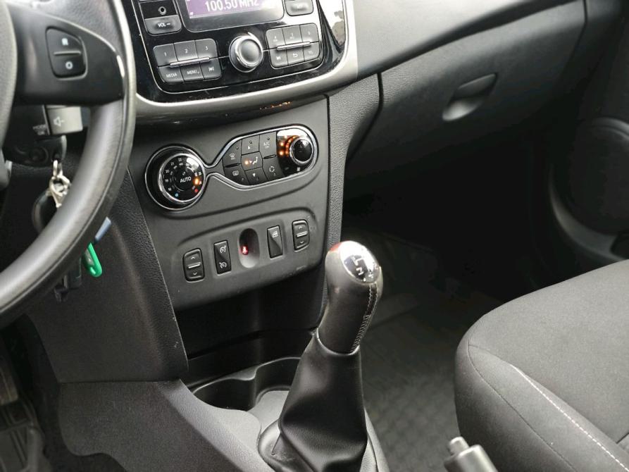 Renault Sandero II Санкт-Петербург  - изображение 13
